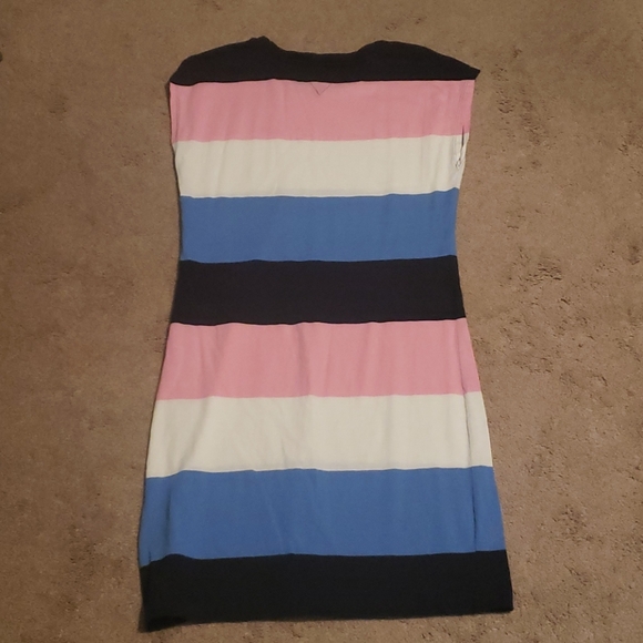 Tommy Hilfiger dress - Picture 2 of 4